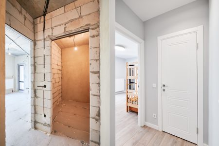 apartment-before-and-after-renovation-or-refurbish-A5NSP8N apartment-before-and-after-renovation-or-refurbish-A5NSP8N